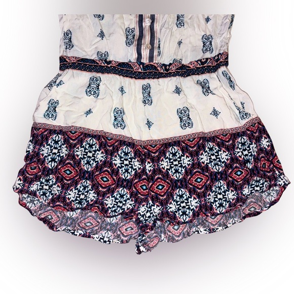 Kendall and Kylie Romper - Picture 3 of 11